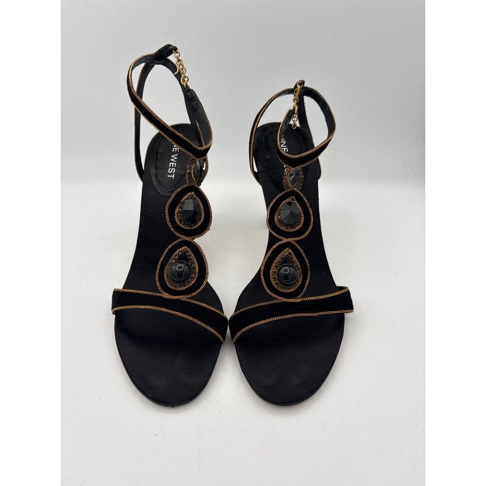 Women’s Nine West Size 7 1/2 Black Suede Bejeweled Pumps